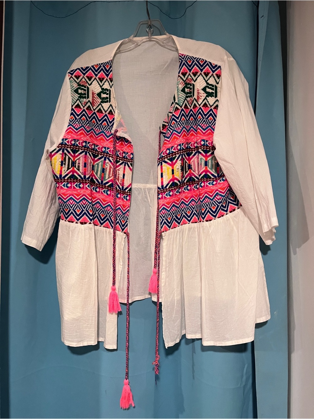 Hand Embroidered Wixárika Boho White Open Front Top with Pink Accents.